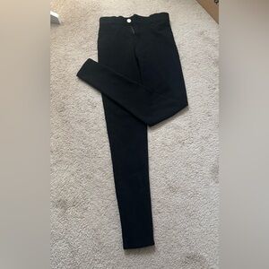 Black stretchy skinny jeans